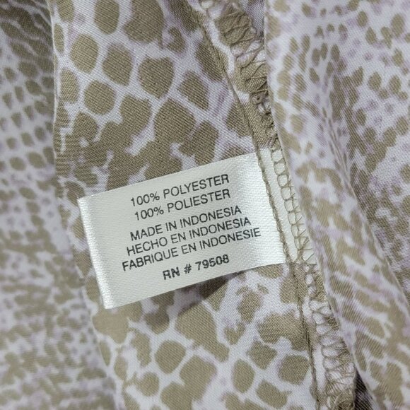 VIOLET & Claire Women's Lilac Grey Snake Print Sleeveless Top - Picture 10 of 11